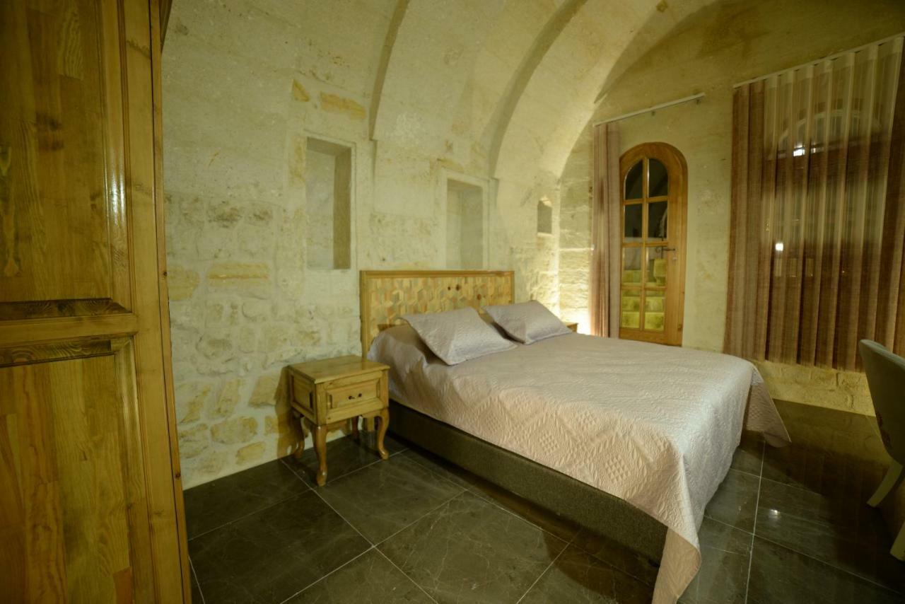 Crassus Cave Hotel 어굽 외부 사진