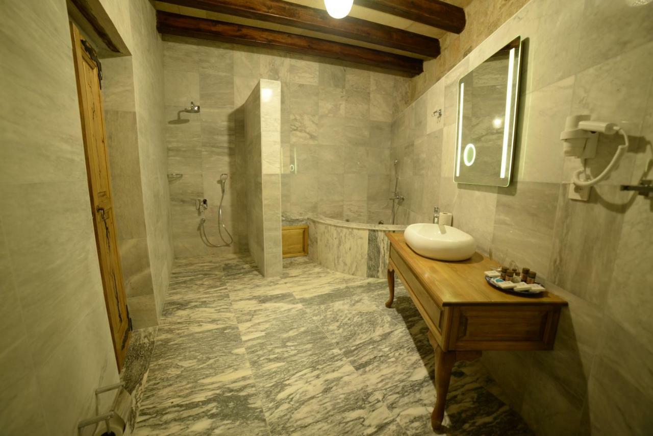 Crassus Cave Hotel 어굽 외부 사진