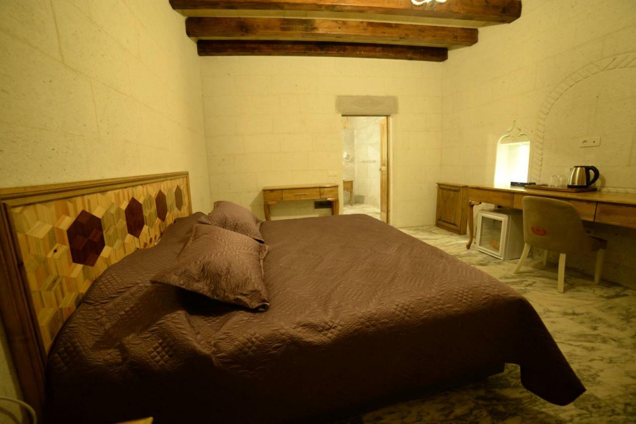 Crassus Cave Hotel 어굽 외부 사진